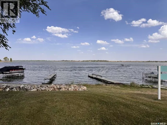 100B Lakeshore DRIVE, Wee Too Beach, Saskatchewan S0G1C0