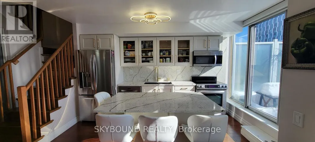 919 - 1040 THE QUEENSWAY, Toronto (Islington-City Centre West), Ontario M8Z0A7