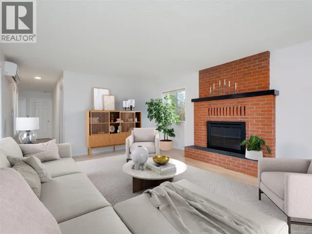 4220 Wakefield Pl, Saanich, British Columbia V8N6E5