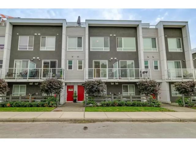 3 19628 55A AVENUE, Langley, British Columbia V3A0M6
