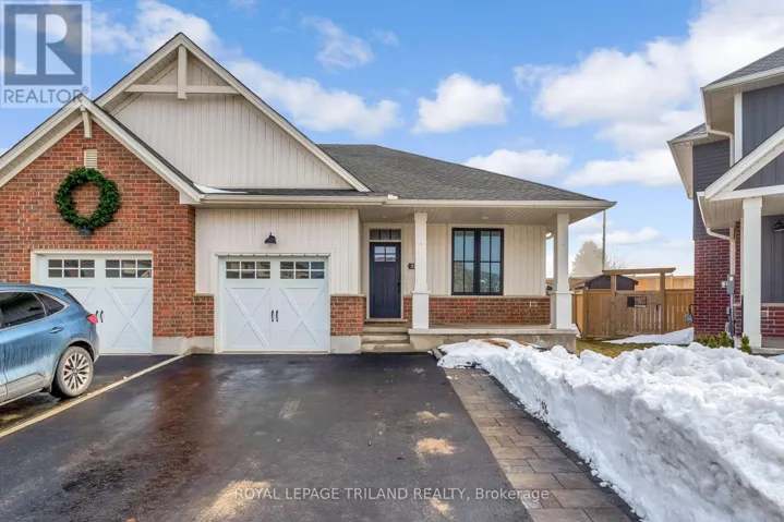 52 CHARTER CREEK COURT, St. Thomas, Ontario N5R0L3