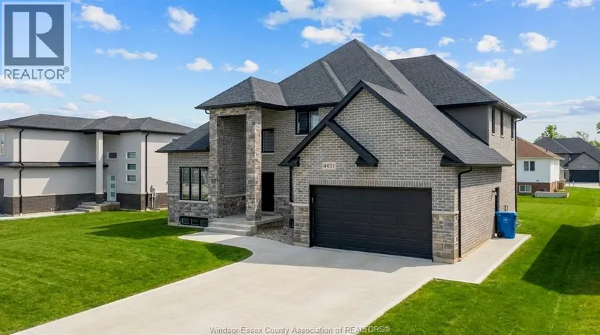 4433 BELMONT, Comber, Ontario N0P1J0