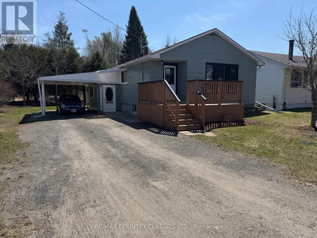 29 HEMLOCK STREET, Highlands East (Bicroft Ward), Ontario K0L1M0