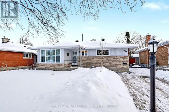 2089 BANGOR STREET, Ottawa, Ontario K1G2X6