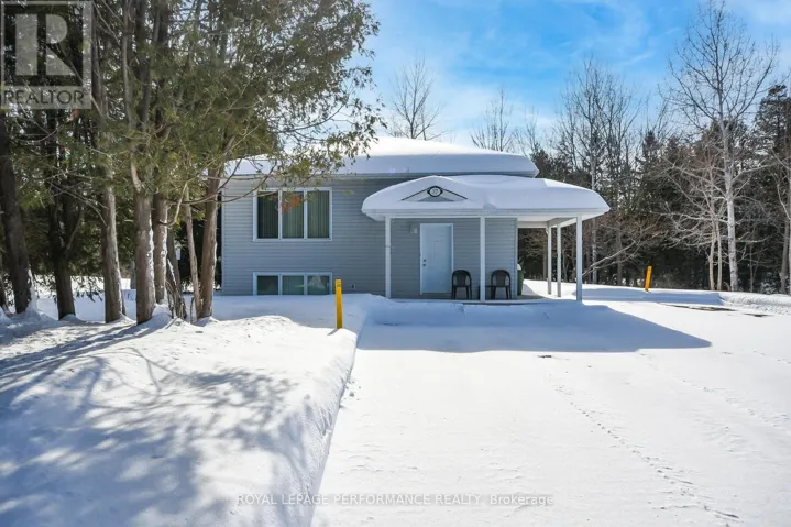 35, 35A AND 37 CLOVERLOFT COURT, Ottawa, Ontario K2S1T3