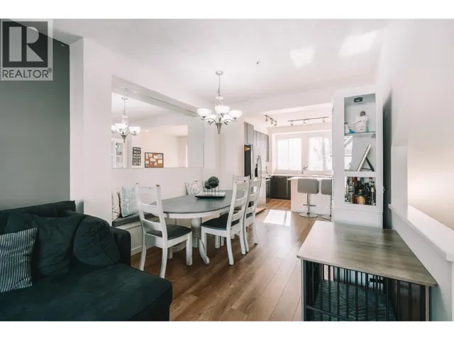 136 2418 AVON PLACE, Port Coquitlam, British Columbia V3B0C7