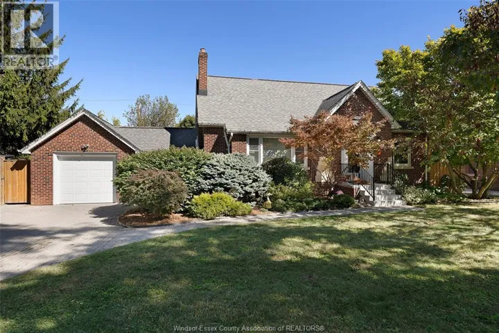 2462 BUCKINGHAM DRIVE, Windsor, Ontario N8T2B5