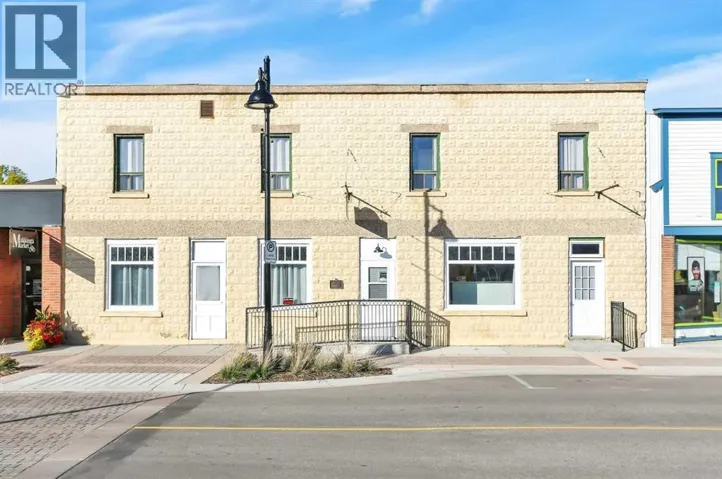 5012 51 Avenue, Ponoka, Alberta T4J1R5