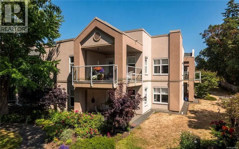 105 3915 St. Georges Lane, Saanich, British Columbia V8N4E3