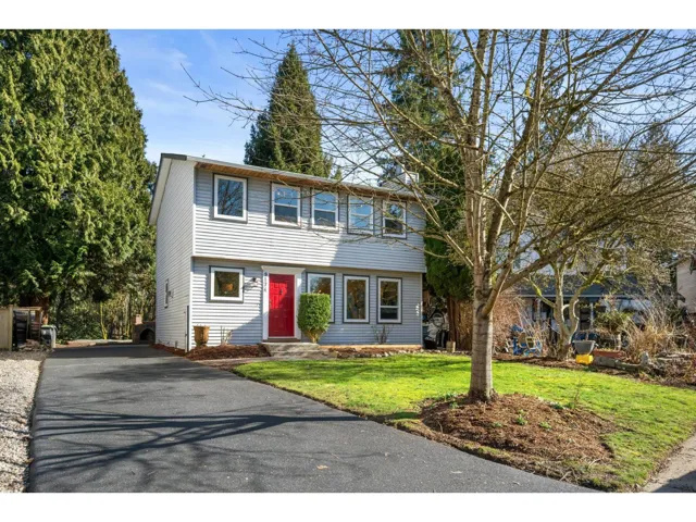 9174 214 STREET, Langley, British Columbia V1M2C1