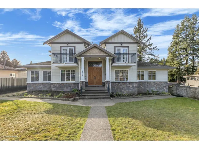 9833 128 STREET, Surrey, British Columbia V3T2Y5