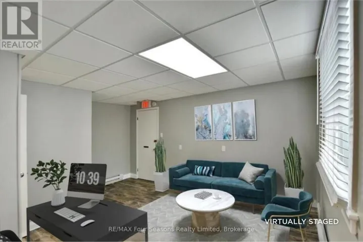 # 201 - 22 SECOND STREET, Collingwood, Ontario L9Y1E3