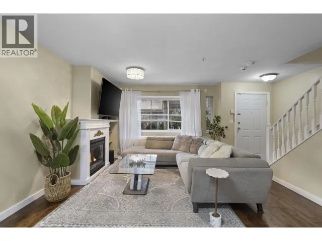 38 12449 191 STREET, Pitt Meadows, British Columbia V3Y2R4