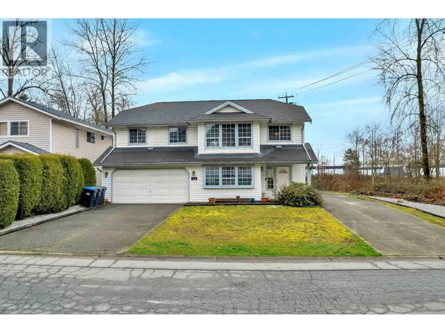 1215 BRAND STREET, Port Coquitlam, British Columbia V3C5C4