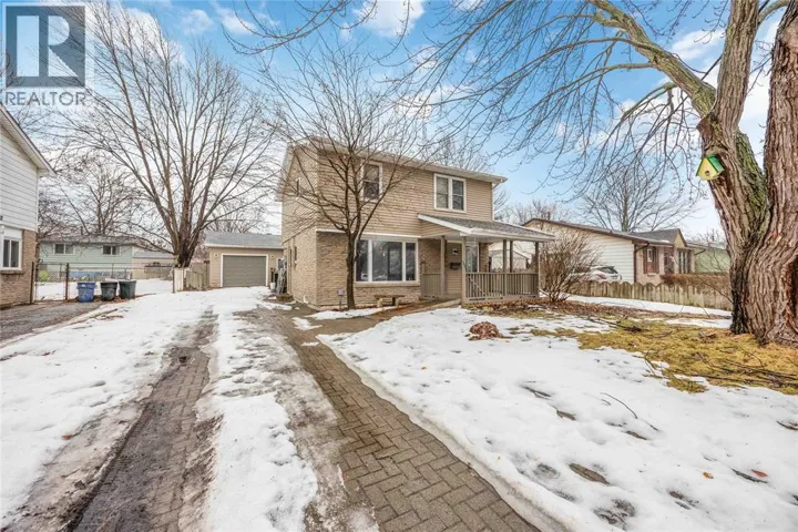 111 BEDFORD CRESCENT, Sarnia, Ontario N7S4B4