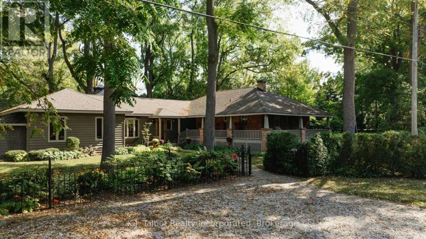 16 CHINIQUY STREET, Bluewater (Bayfield), Ontario N0M1G0
