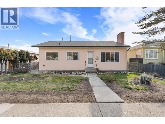 545 Bay Avenue, Kelowna, British Columbia V1Y7J8