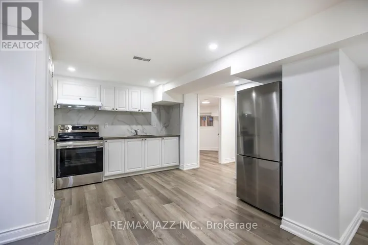 2003 CEDARWOOD COURT, Pickering (Liverpool), Ontario L1X1T8