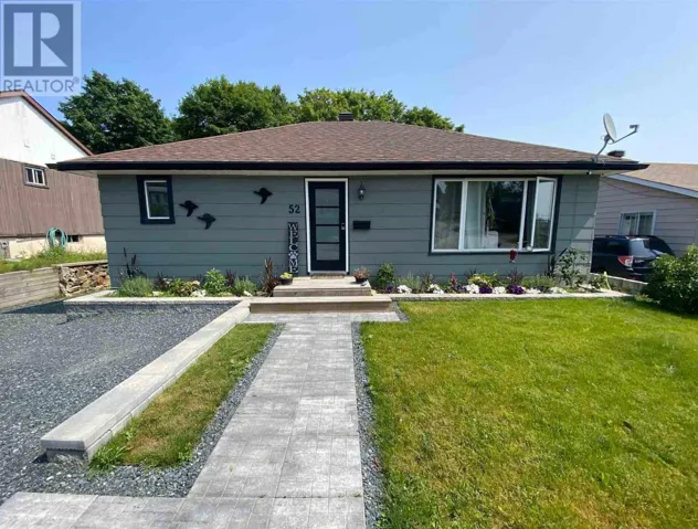 52 Hutchison AVE, Elliot Lake, Ontario P5A1W5