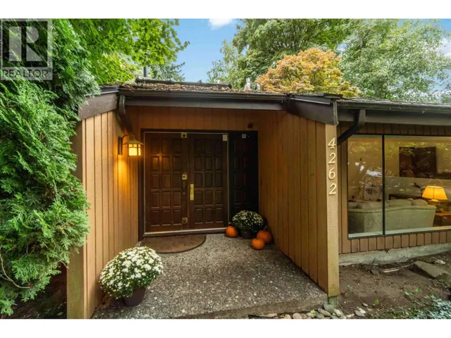 4262 YUCULTA CRESCENT, Vancouver, British Columbia V6N3R5