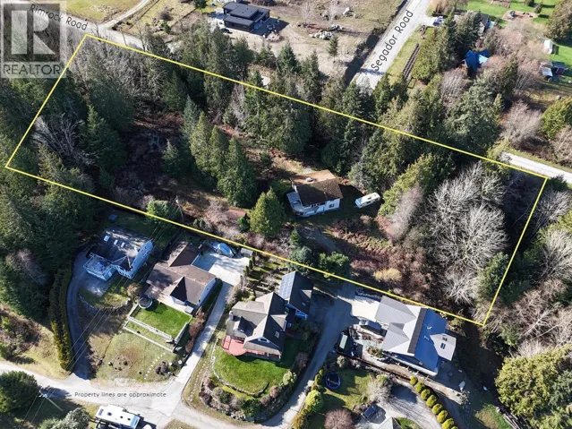 6377 N GALE AVENUE, Sechelt, British Columbia V7Z0P7