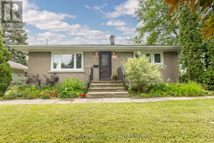 332 ACTON STREET, Ottawa, Ontario K1G0L3