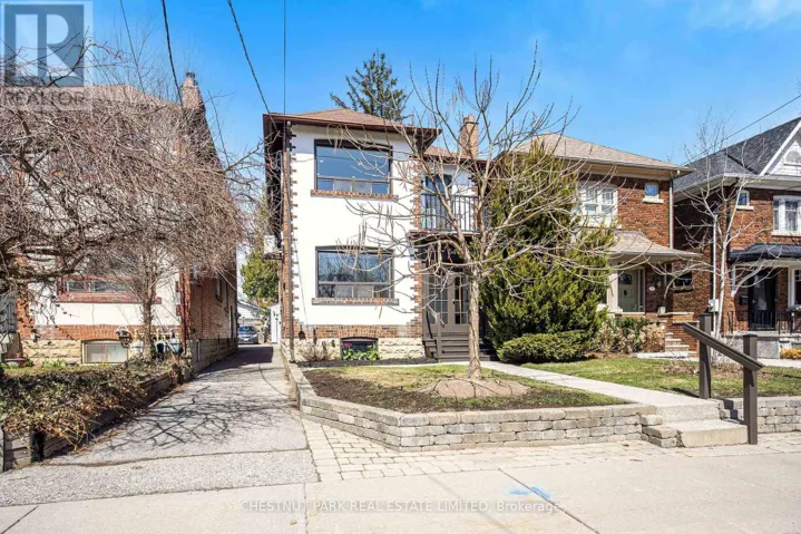 UPPER - 54 MCNAIRN AVENUE, Toronto (Bedford Park-Nortown), Ontario M5M2H5