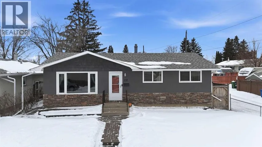22 Freemont Close, Red Deer, Alberta T4N4Y6