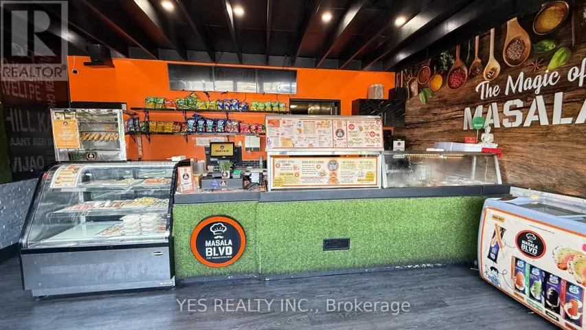 3260 LAKE SHORE BOULEVARD, Toronto (Long Branch), Ontario M8V1M4