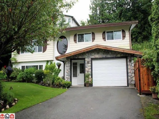 33368 KNIGHT AVENUE, Mission, British Columbia V2V5K8