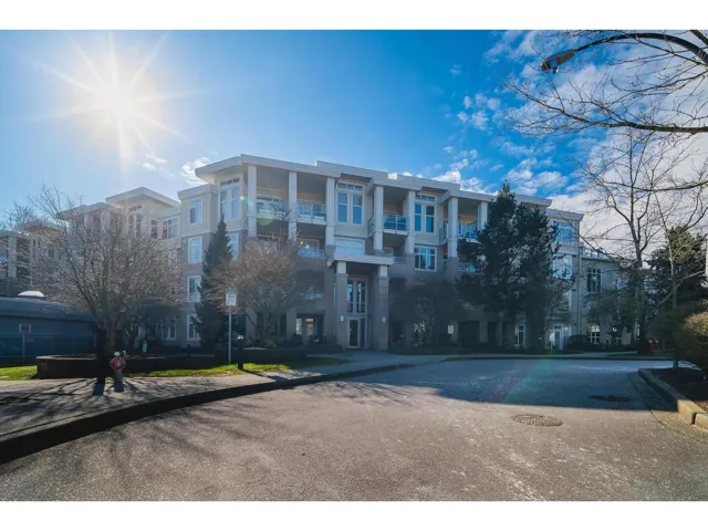 201 15428 31 AVENUE, Surrey, British Columbia V3Z3W4