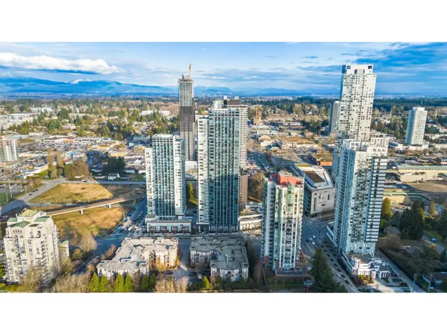 2007 10448 UNIVERSITY DRIVE, Surrey, British Columbia V3T0S7