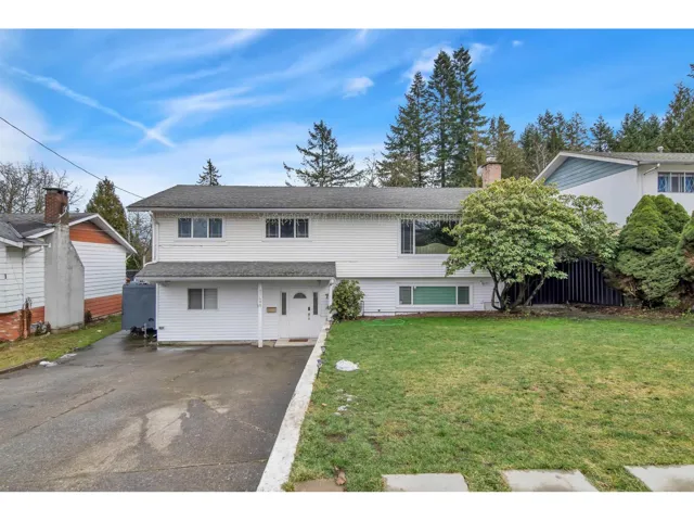 11488 140 STREET, Surrey, British Columbia V3R3G8