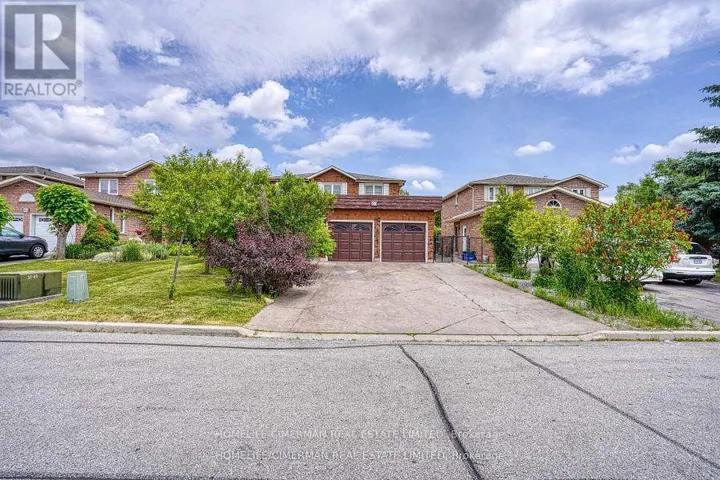 40 QUEENSTON CRESCENT, Vaughan (East Woodbridge), Ontario L4L4A2