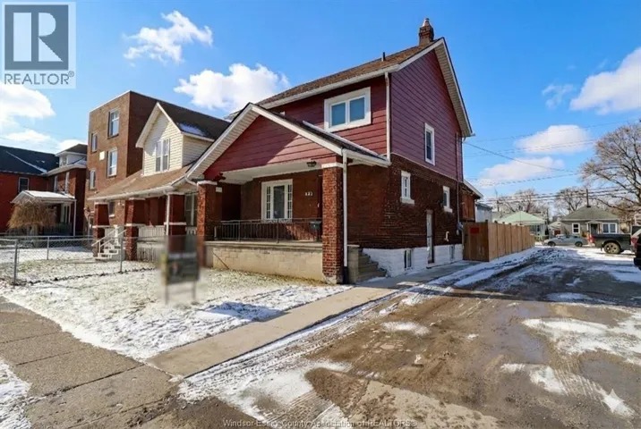 883 PILLETTE, Windsor, Ontario N8Y3B4
