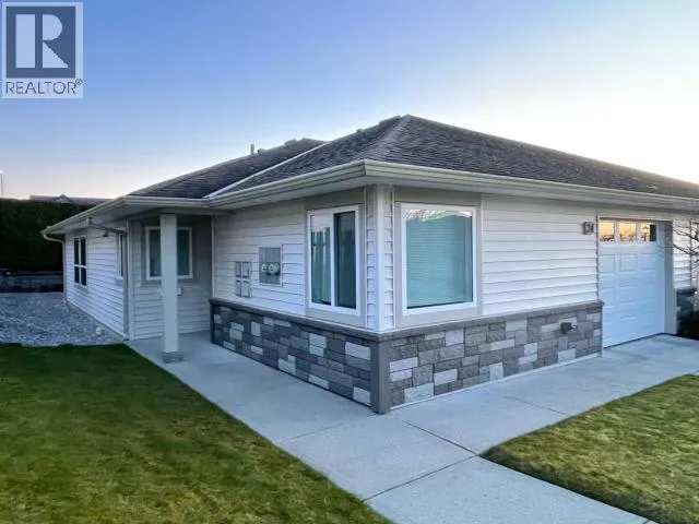 24-4415 MANSON AVE, Powell River, British Columbia V8A0A5
