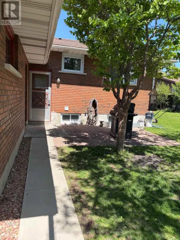 B - 2175 MARTHA AVENUE, Ottawa, Ontario K1G1K6