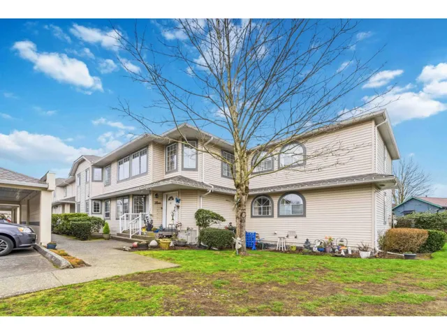 18 5750 174 STREET, Surrey, British Columbia V3S7K3