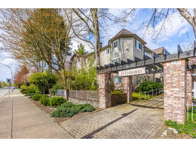 307 16137 83 AVENUE, Surrey, British Columbia V4N0N1