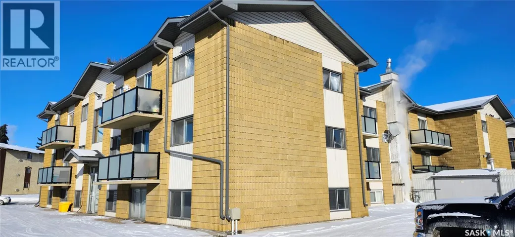 34 15 Assiniboine DRIVE, Saskatoon, Saskatchewan S7K1G7