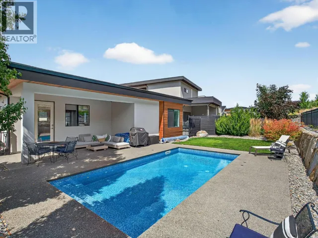 9443 Ledgestone Road, Lake Country, British Columbia V4V0A4