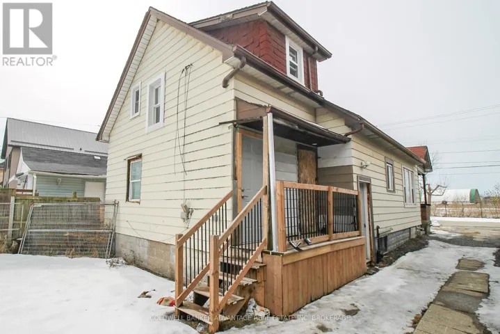 UPPER - 181 WELLAND STREET, Port Colborne (East Village), Ontario L3K1V2