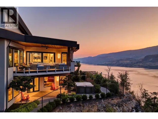 604 Clifton Road N, Kelowna, British Columbia V1V0B7