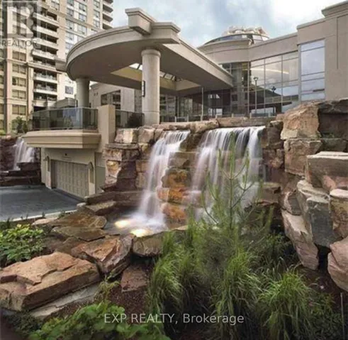 1229 - 3888 DUKE OF YORK BOULEVARD, Mississauga (City Centre), Ontario L5B4P5