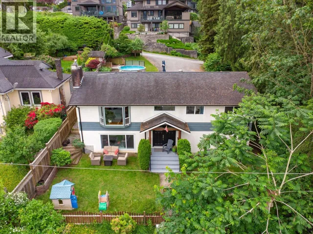 2317 ST GEORGE STREET, Port Moody, British Columbia V3H2G3