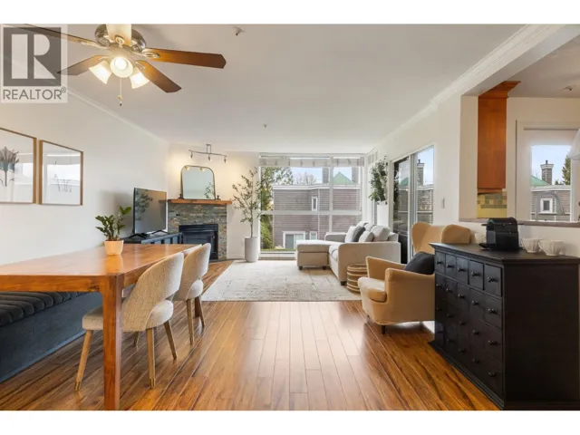 212 8450 JELLICOE STREET, Vancouver, British Columbia V5S4S9