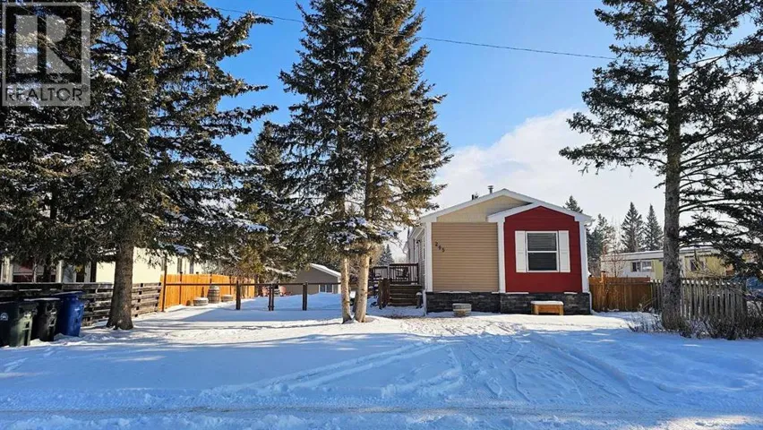 205 4 Street NW, Sundre, Alberta T0M1X0