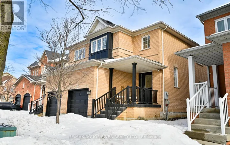 7 HEMANS COURT, Ajax (Central West), Ontario L1T4B9