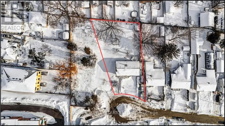 1069 ROOSEVELT ROAD, Mississauga (Lakeview), Ontario L5G3Y6