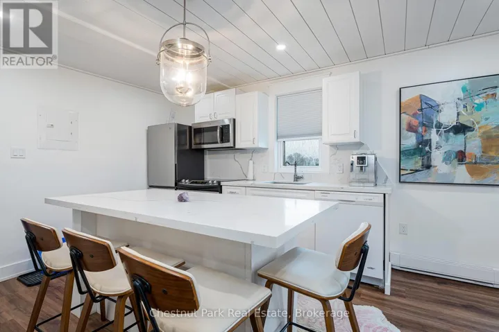 303 - 110 SYKES STREET N, Meaford, Ontario N4L1S6